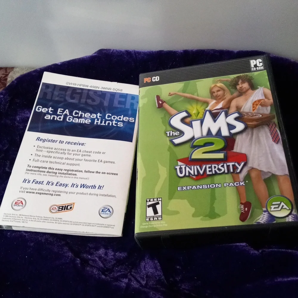 Lot 24 The Sims 2 university game